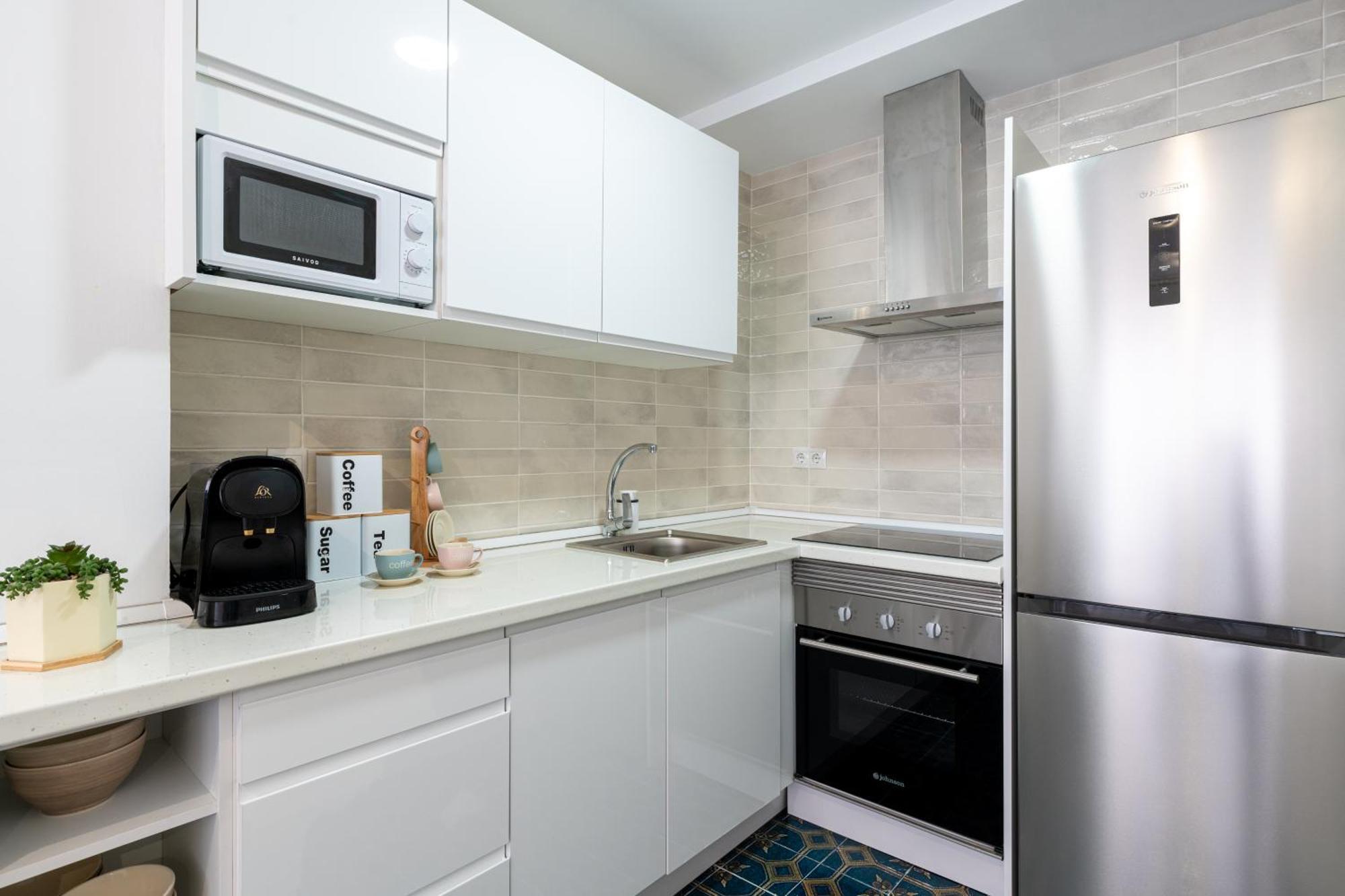 Piso Elegante Y Nuevo De 3 Habitaciones Y 2 Banos Sevilla Exteriér fotografie