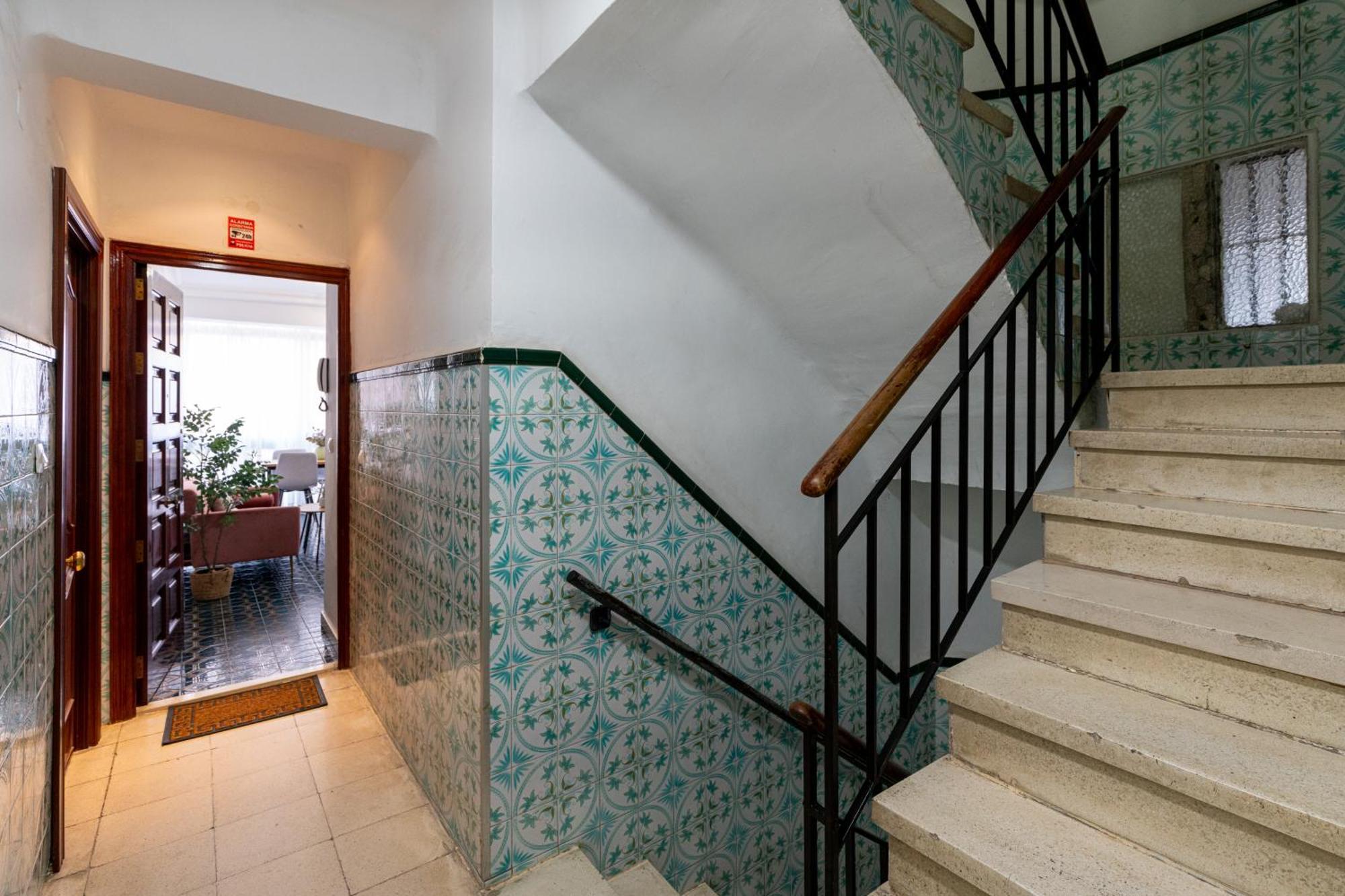 Piso Elegante Y Nuevo De 3 Habitaciones Y 2 Banos Sevilla Exteriér fotografie