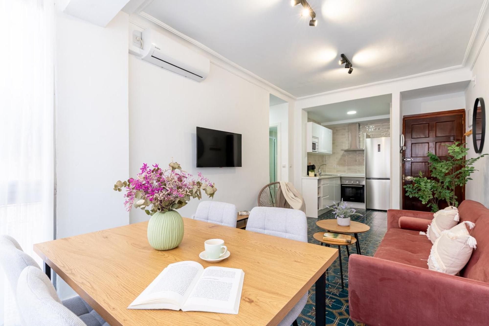 Piso Elegante Y Nuevo De 3 Habitaciones Y 2 Banos Sevilla Exteriér fotografie