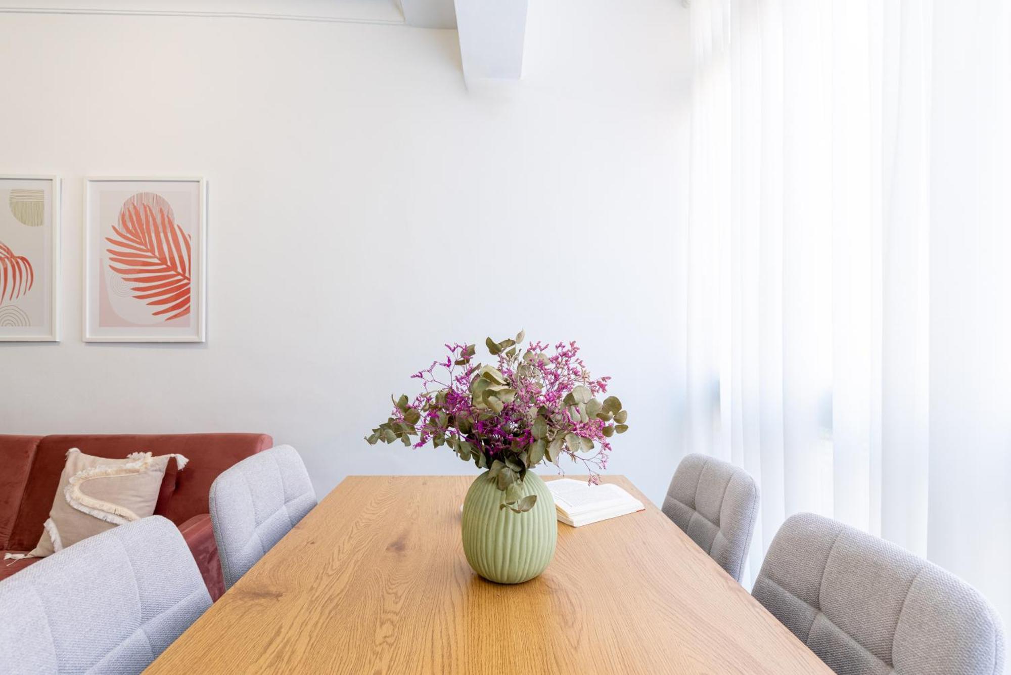 Piso Elegante Y Nuevo De 3 Habitaciones Y 2 Banos Sevilla Exteriér fotografie