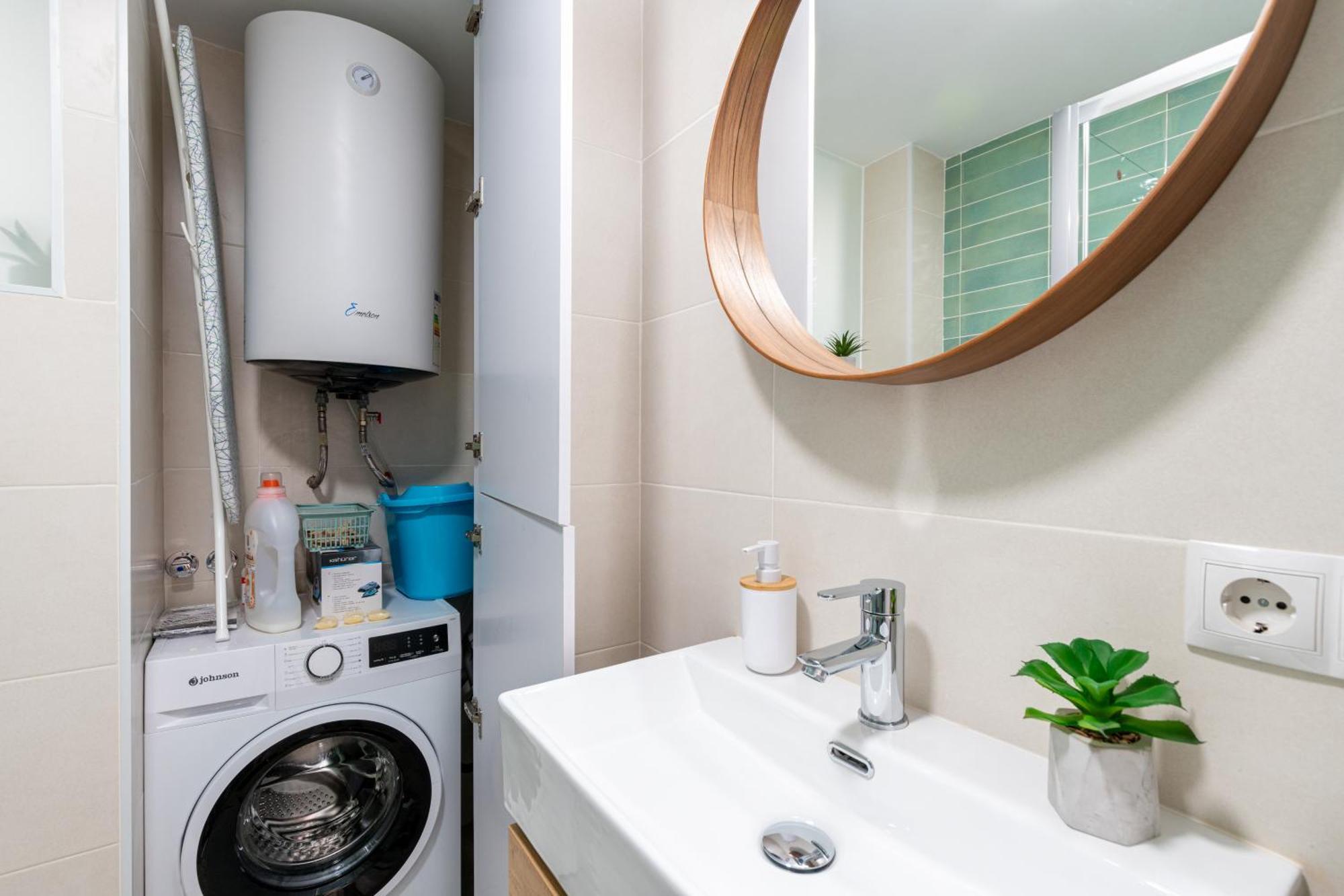Piso Elegante Y Nuevo De 3 Habitaciones Y 2 Banos Sevilla Exteriér fotografie